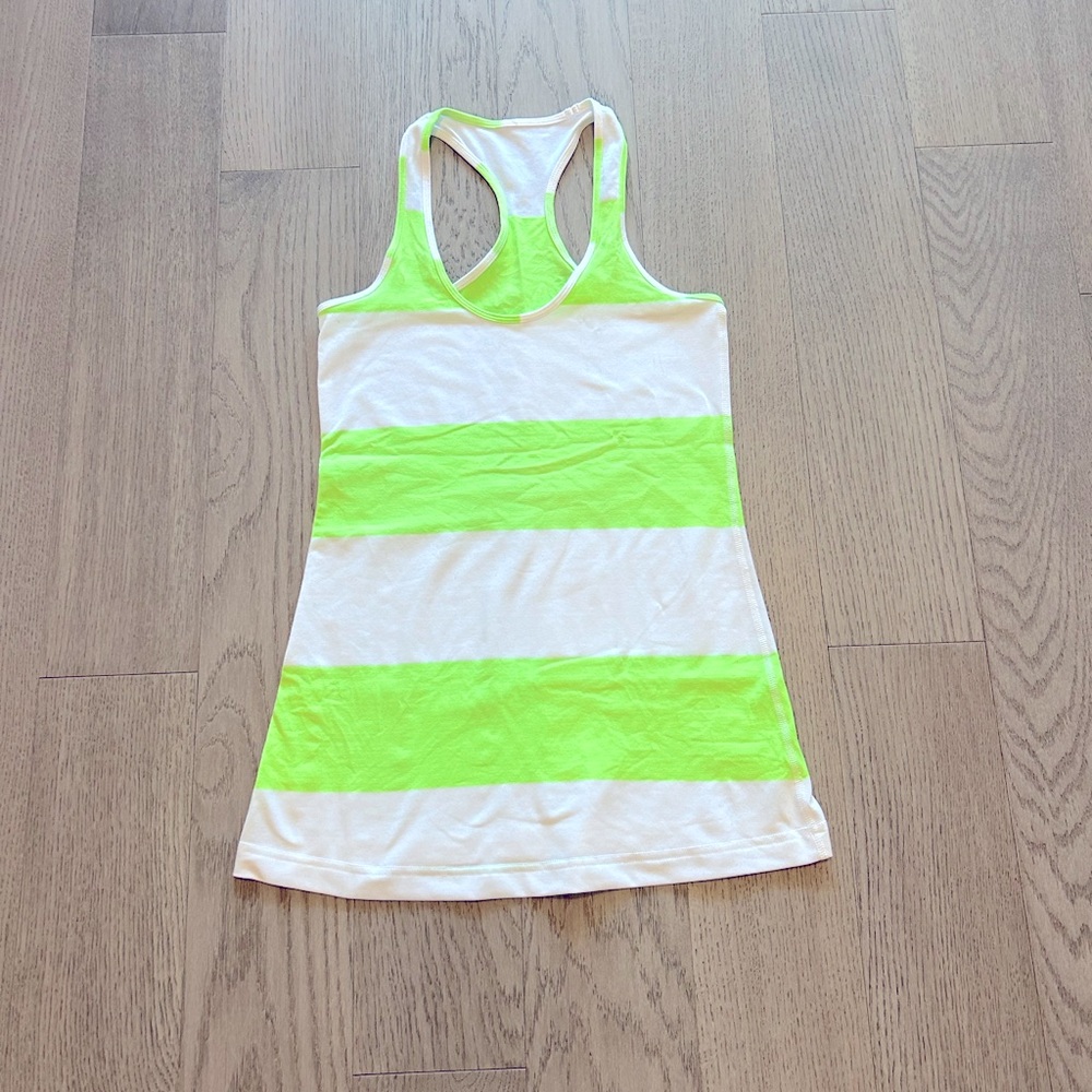 Lululemon tank top
